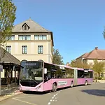 Campanile Val De France 3* 马尼库尔勒翁格尔