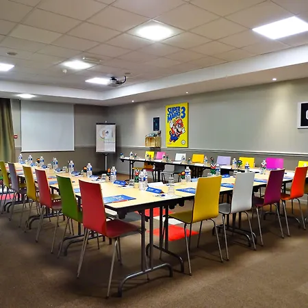 Campanile Val De France 3* Magny-le-Hongre