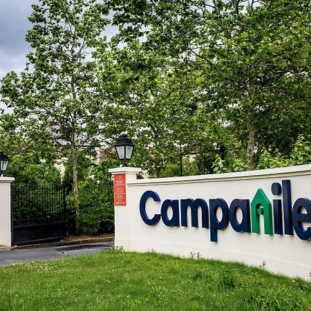 Campanile Val De France 3*