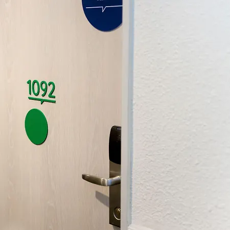 Hotel Campanile Val De France Magny-le-Hongre