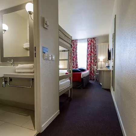 Campanile Val De France