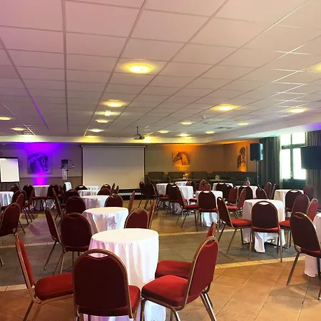 Campanile Val De France 3* Magny-le-Hongre