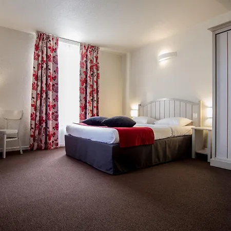 Campanile Val De France