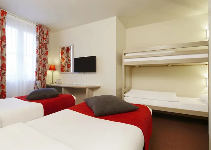 Hotel Campanile Val De France 3*