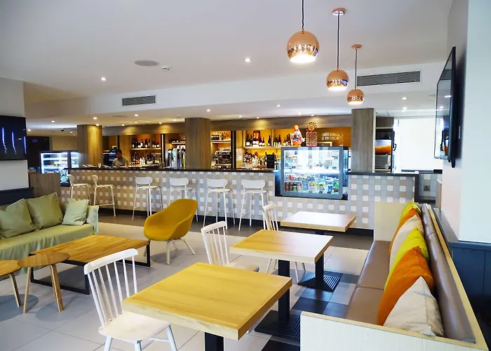 Campanile Val De France Hotel