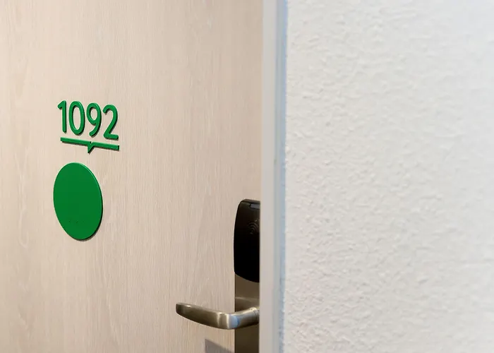 Hotel Campanile Val De France Magny-le-Hongre